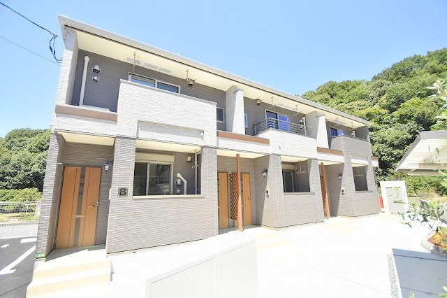 建物外観　お問合せはシティホーム海田センター　082-821-2227