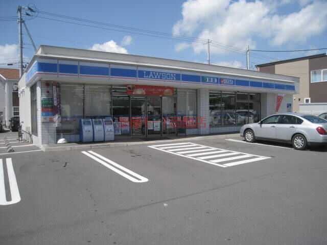 コンビニ　ローソン函館大川町店（コンビニ）まで310m