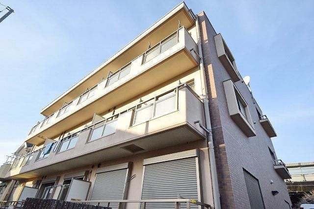 建物外観　★安心のオートロック付き・全戸南向きです★★