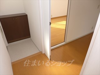 玄関　シューズボックス