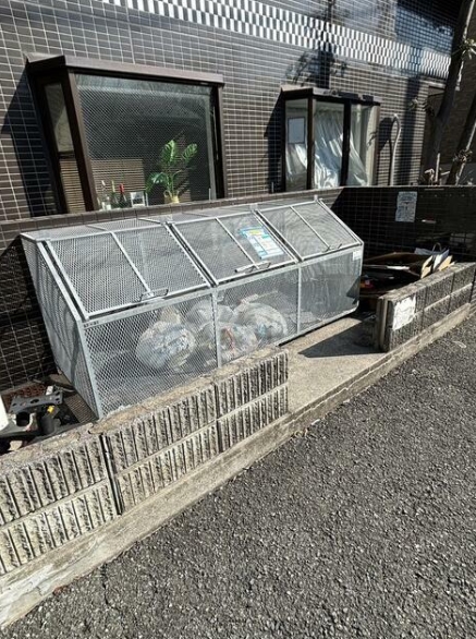 その他共有部分　敷地内ゴミ集積場所☆