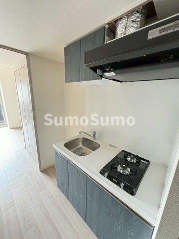 キッチン　コンパクトなキッチンで掃除もラクラク