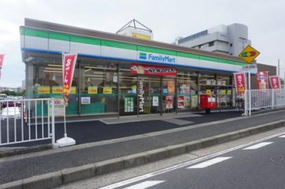 コンビニ　ファミリーマートtvk　ecom　park店（コンビニ）まで363m
