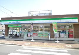 コンビニ　ファミリーマート 練馬桜台二丁目店（コンビニ）まで50m