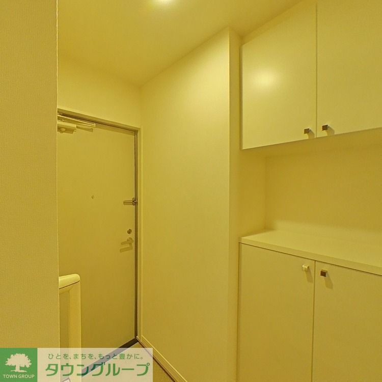 玄関　同会社施工参照　現状優先