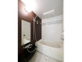 バス・シャワールーム　写真は同タイプ住居です。