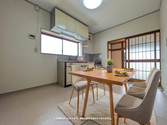 居室・リビング　家具や調度品の画像はＣＧとなります。