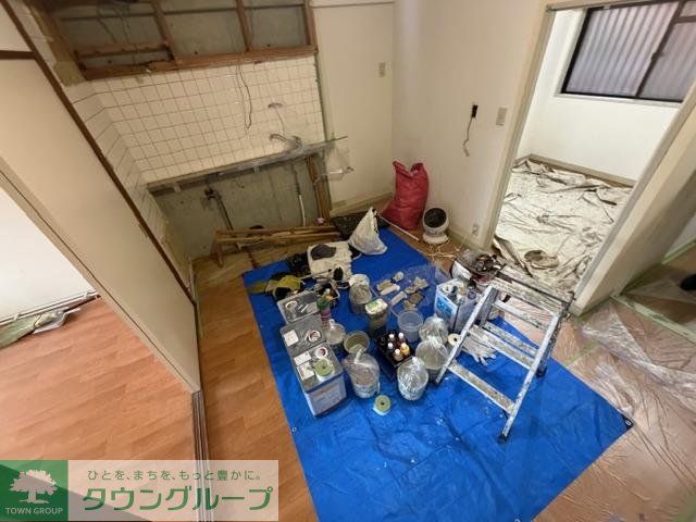 キッチン　バルコニー