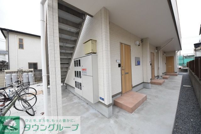 エントランス　お問合せはタウンハウジングまで！※現地待合わせ相談可能