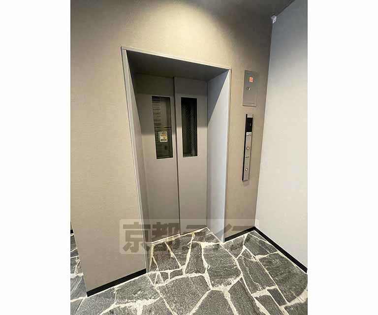 その他　エレベーター
