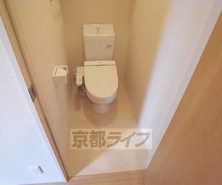 トイレ　ウォシュレット付きのトイレです。