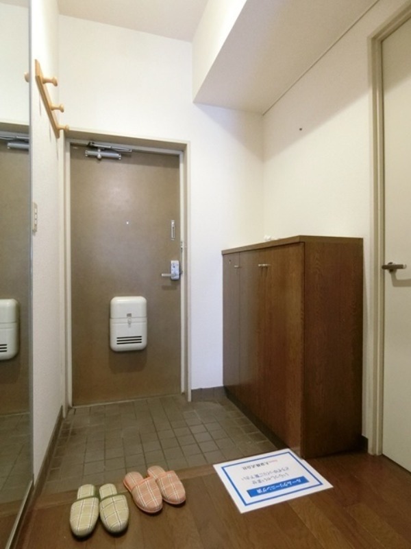 玄関　図面と現状に相違がある場合には現状を優先