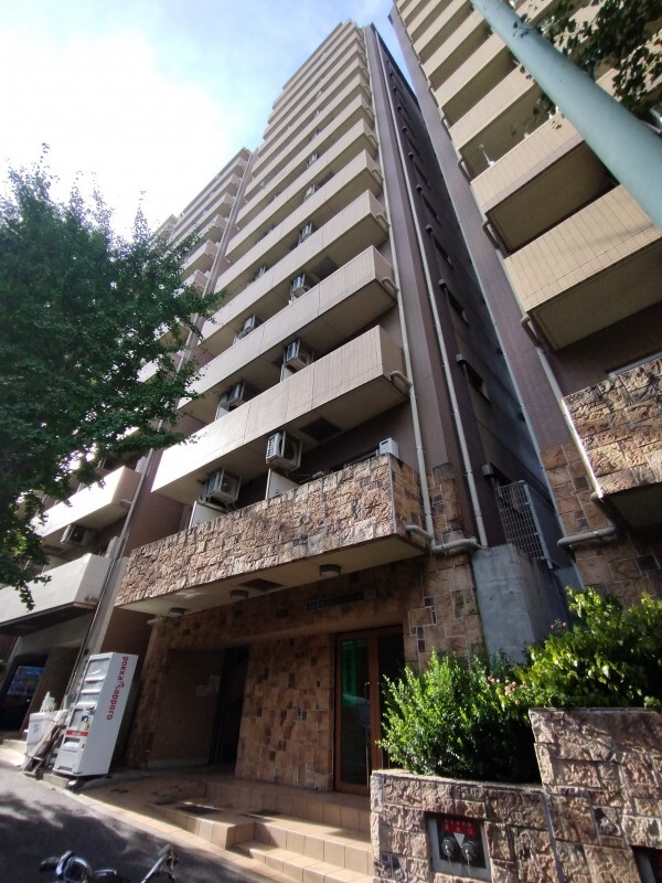 建物外観　★近隣に飲食店やコンビニ等あり外食やお買い物にも便利です