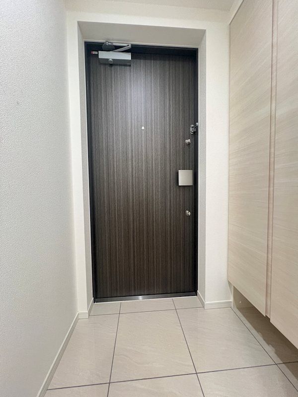 玄関　物件画像