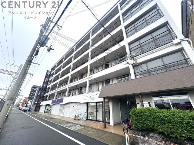 建物外観　エレベーター完備♪