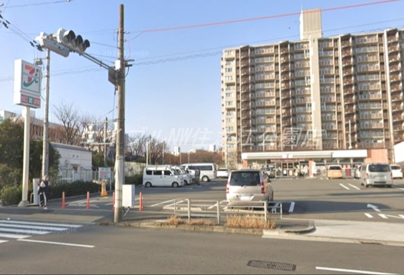 コンビニ　セブンイレブン南港ポートタウン前店（コンビニ）まで277m