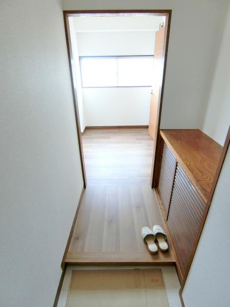 玄関　★弊社は更新料１万円のみ★保証会社の更新料もありません★