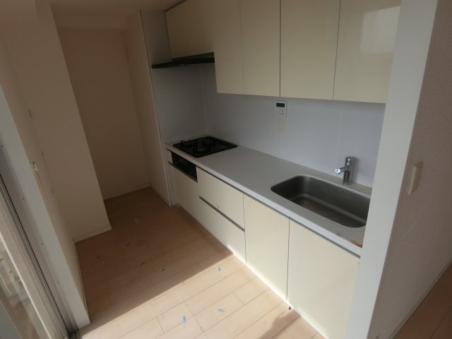 キッチン　他のお部屋の参考写真となります。