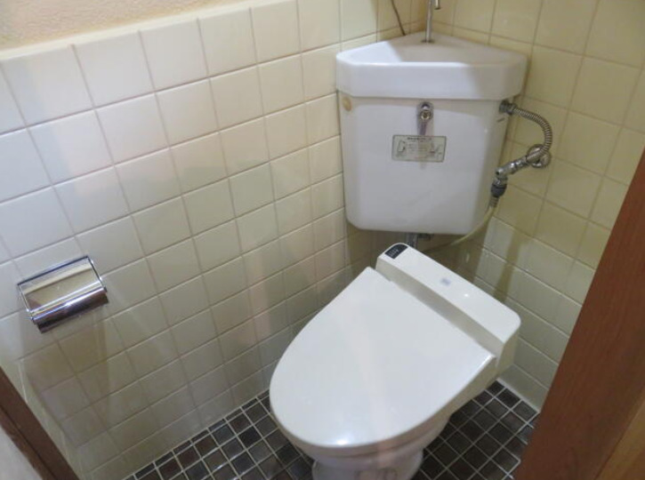 帝塚山6丁目戸建のトイレ写真