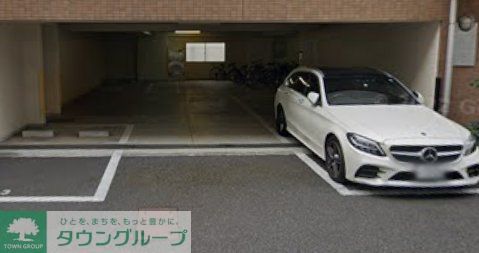 駐車場　駐車場
