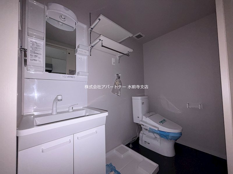その他　独立洗面台付き！身だしなみチェックはこちらでお願いします！