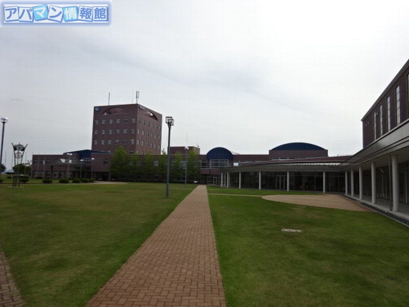 大学・短大　私立新潟国際情報大学（大学・短大）まで364m