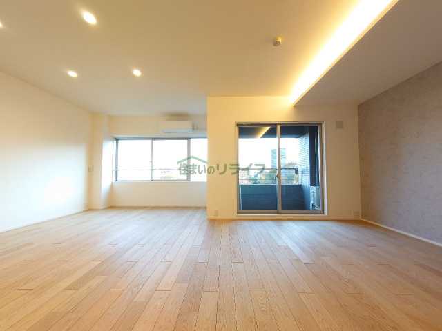 居室・リビング　グランマルジュ市ヶ谷(別部屋参考画像)