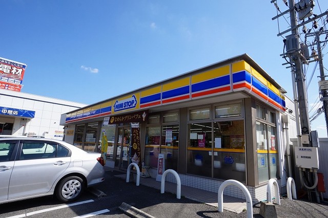コンビニ　ミニストップ 中間徳若店（コンビニ）まで1369m