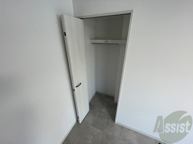 収納　寝室の収納です。部屋がすっきり片付きます。