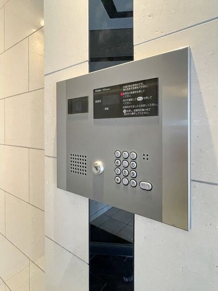 セキュリティ　初期費用分割可★ご希望の場所まで無料送迎サービス付♪