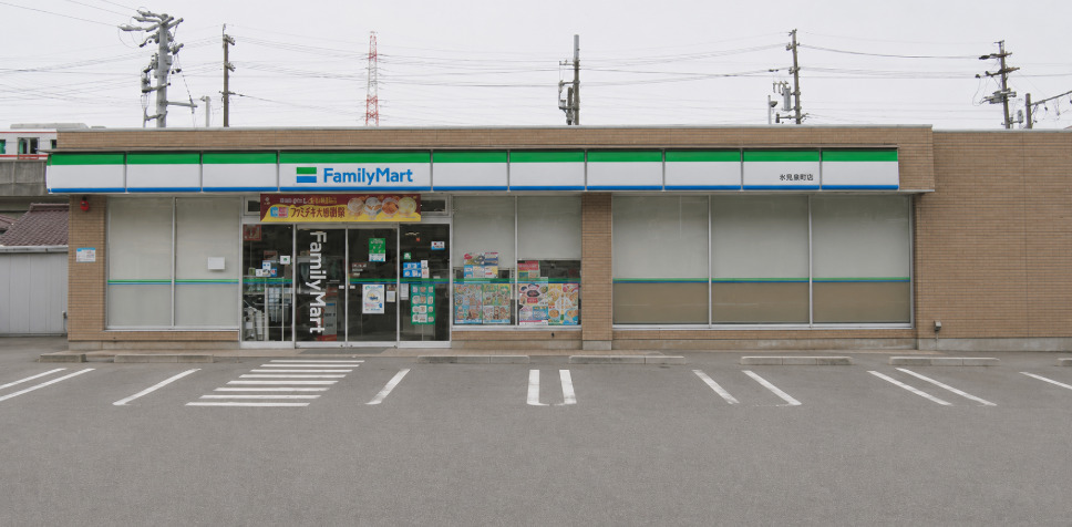 コンビニ　ファミリーマート 知多朝倉店（コンビニ）まで356m