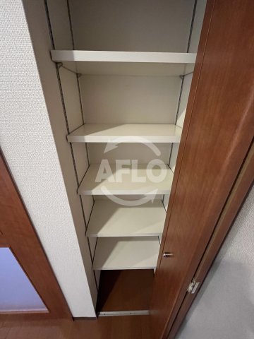 その他　NLC新大阪パートIII　収納