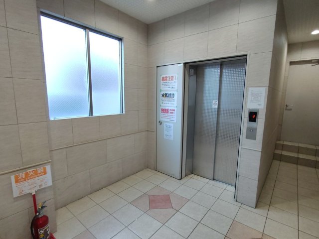 ロビー