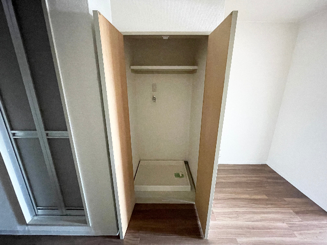 その他　室内洗濯機置き場。