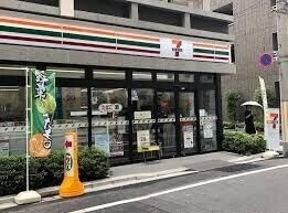 コンビニ　セブンイレブン中央区湊1丁目店（コンビニ）まで56m