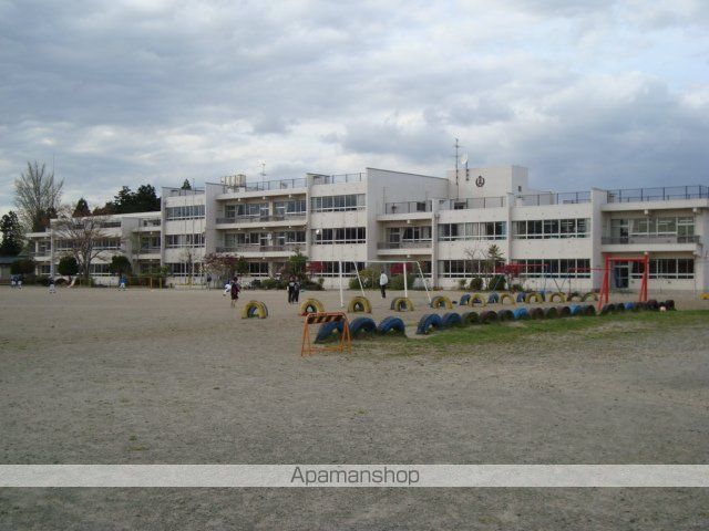 その他　大和町立吉岡小学校（その他）まで1990m