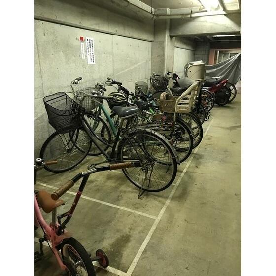 駐車場　駐輪場