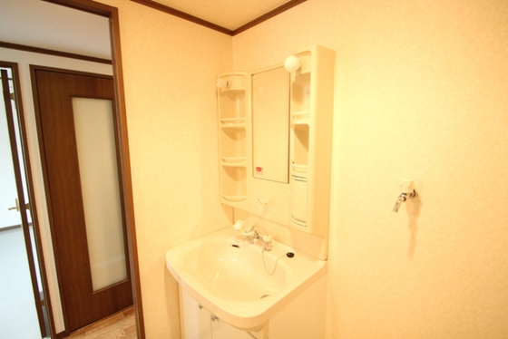 洗面設備　＊参考別部屋写真になります。
