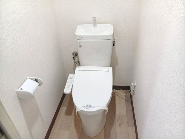トイレ　シンプルで使いやすいトイレです