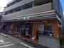 コンビニ　セブンイレブン　枚方東中振２丁目店（コンビニ）まで587m