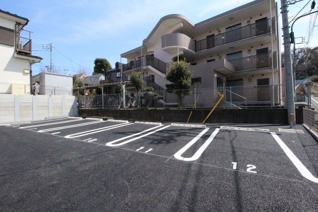 駐車場　★お部屋探しは、タウンハウジング多摩センター店へ★