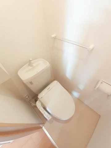 トイレ　ゆったりとした空間のトイレです