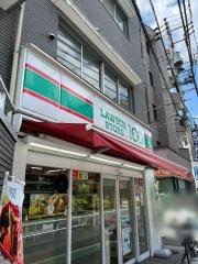 コンビニ　ローソンストア100芦花公園店（コンビニ）まで119m