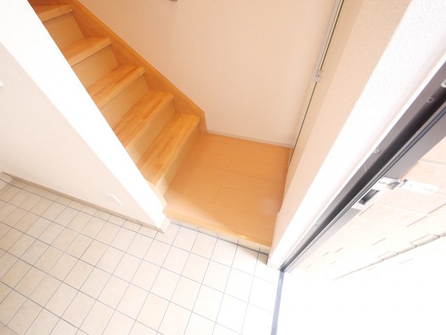 洗面設備　コンパクトで使いやすい洗面所