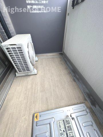 バルコニー　陽当たり良好なバルコニーです