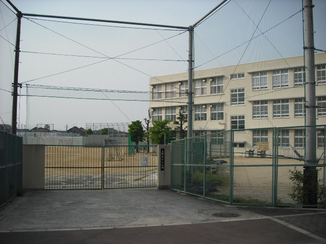 中学校　堺市立上野芝中学校（中学校）まで1024m