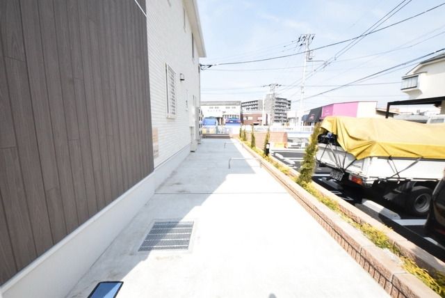 その他共有部分　☆建物裏側です☆