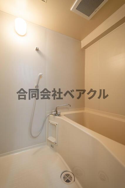 バス・シャワールーム　お風呂で日々の疲れを落としましょう