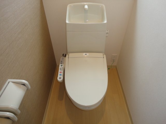 トイレ　シャワー付トイレ