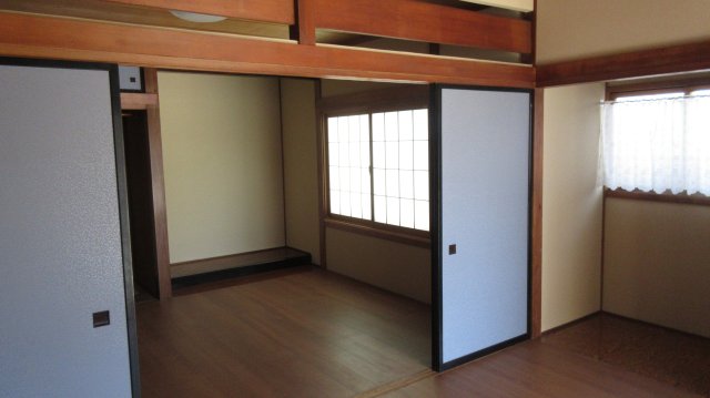 その他　洋室8帖、洋室6帖